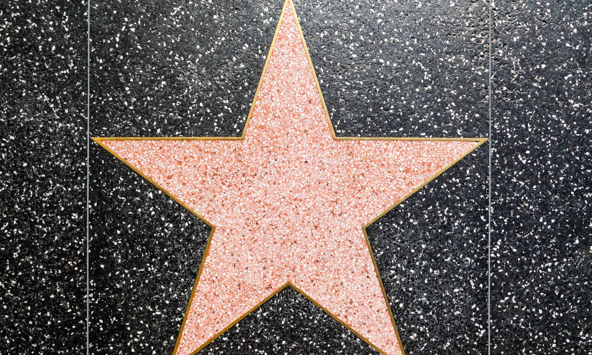 Pink Hollywood star
